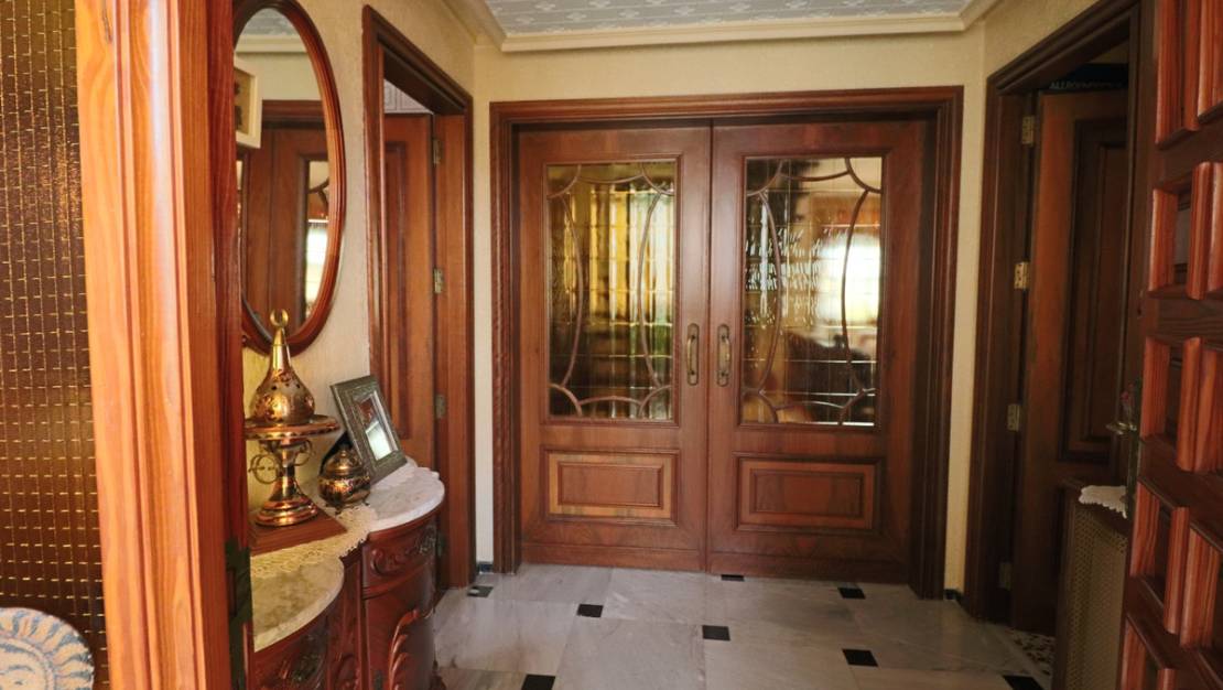 Venta - Chalet - La Nucía - La Nucia Centro