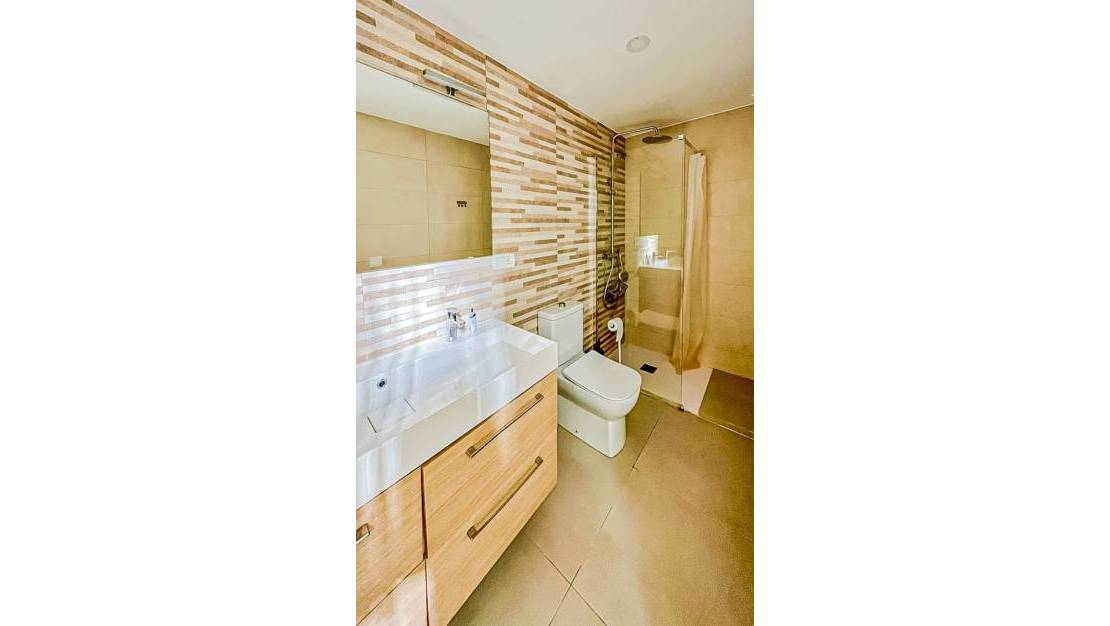 Venta - Chalet - La Nucía - La Nucia Centro