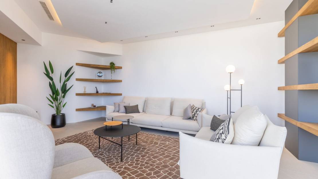 Venta - Chalet - La Nucía - La Nucia Centro