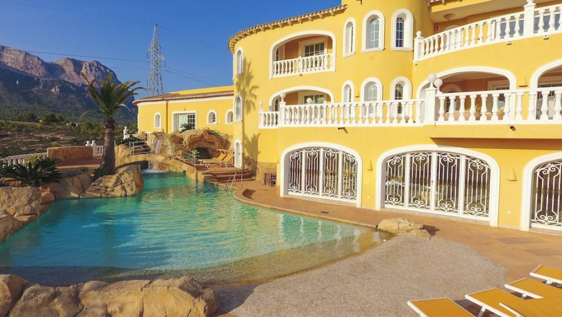 Venta - Chalet - La Nucía - La Nucia Centro