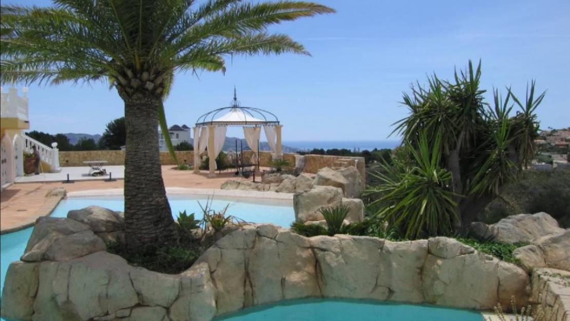 Venta - Chalet - La Nucía - La Nucia Centro