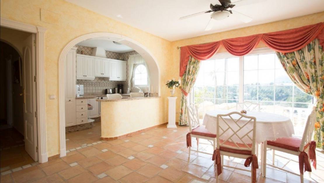 Venta - Chalet - La Nucía - La Nucia Centro