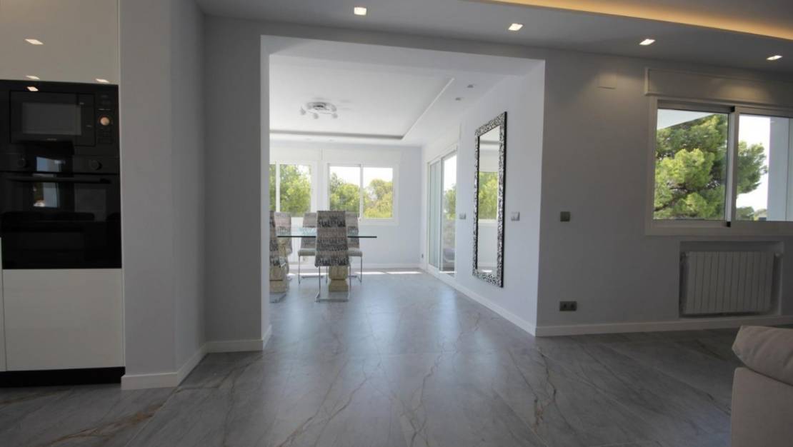 Venta - Chalet - La Nucía - La Nucia Centro