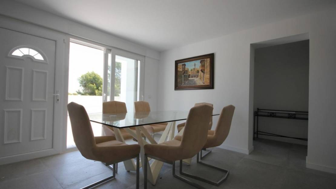 Venta - Chalet - La Nucía - La Nucia Centro