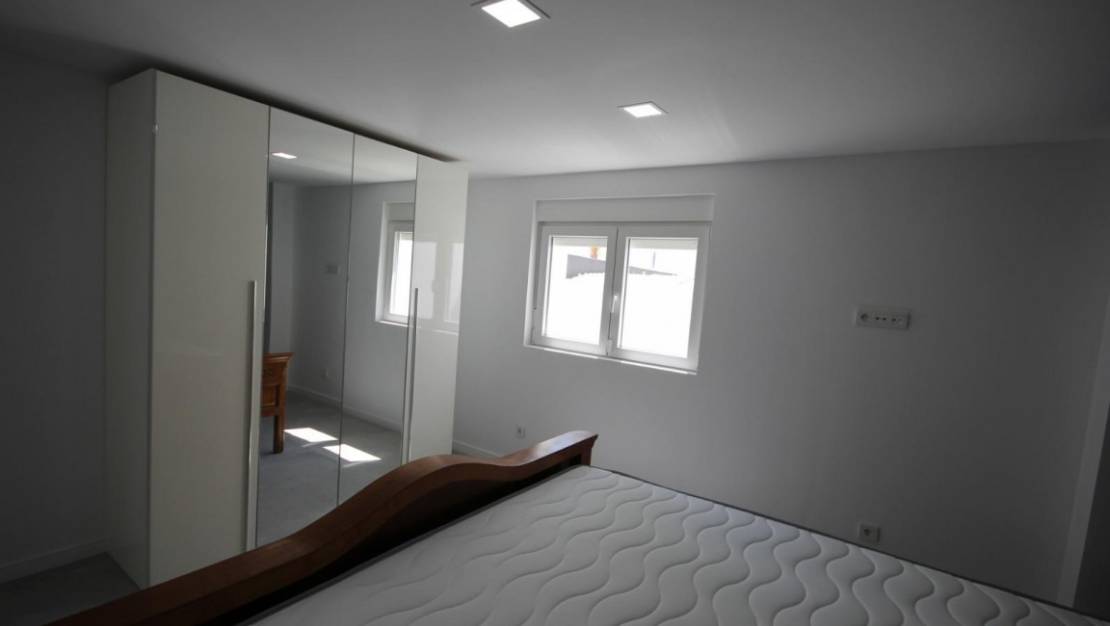 Venta - Chalet - La Nucía - La Nucia Centro