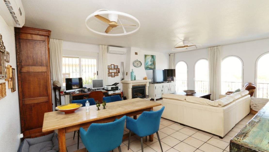 Venta - Chalet - La Nucía - La Nucia Centro