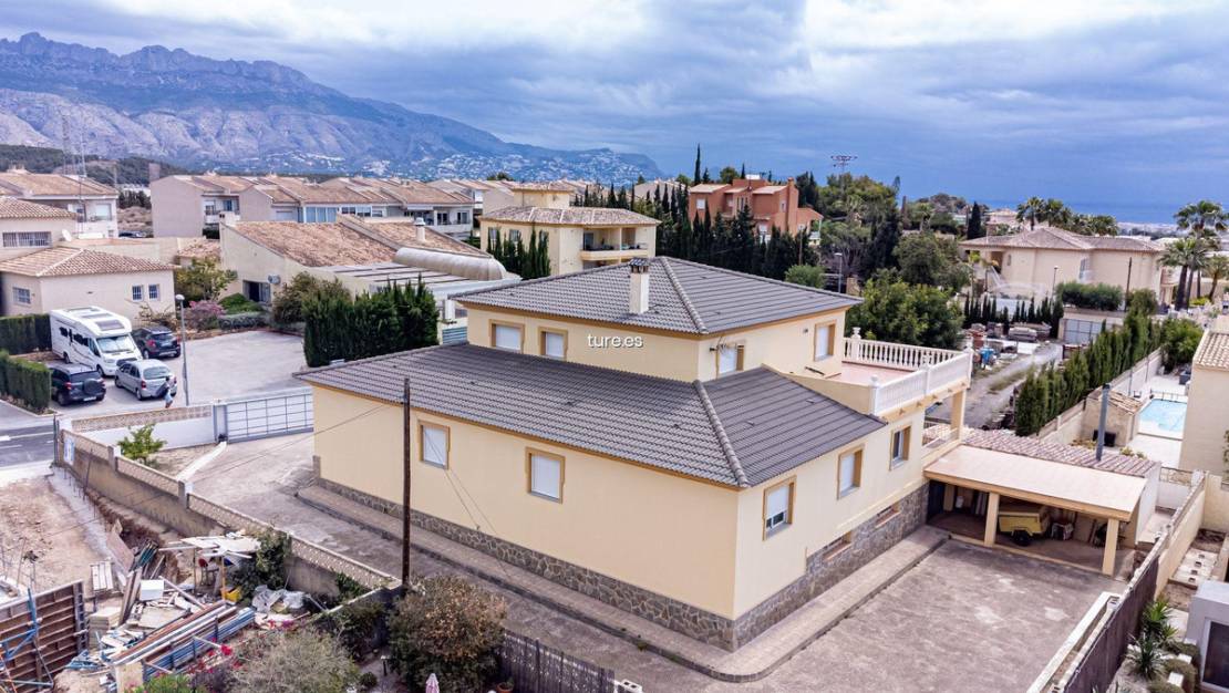Venta - Chalet - La Nucía - La Nucia Centro
