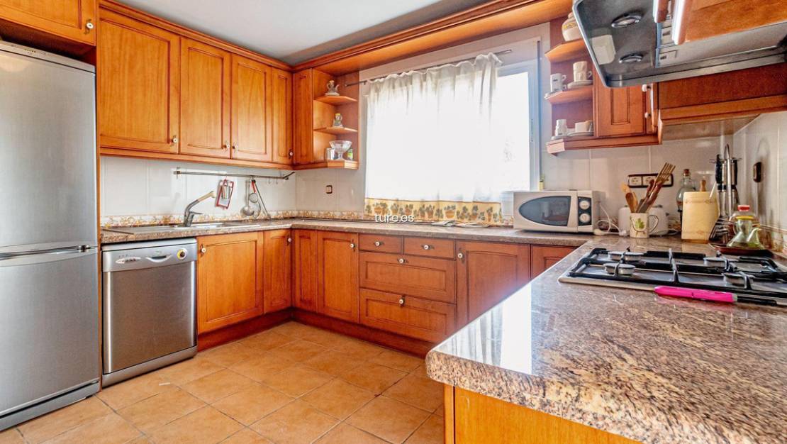 Venta - Chalet - La Nucía - La Nucia Centro