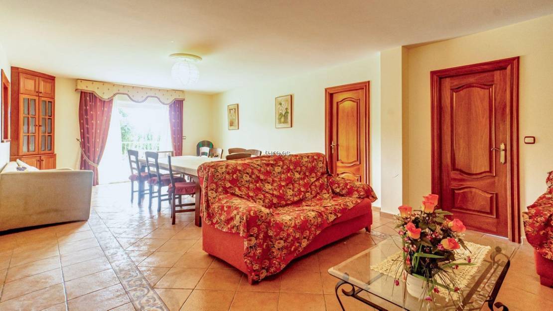 Venta - Chalet - La Nucía - La Nucia Centro