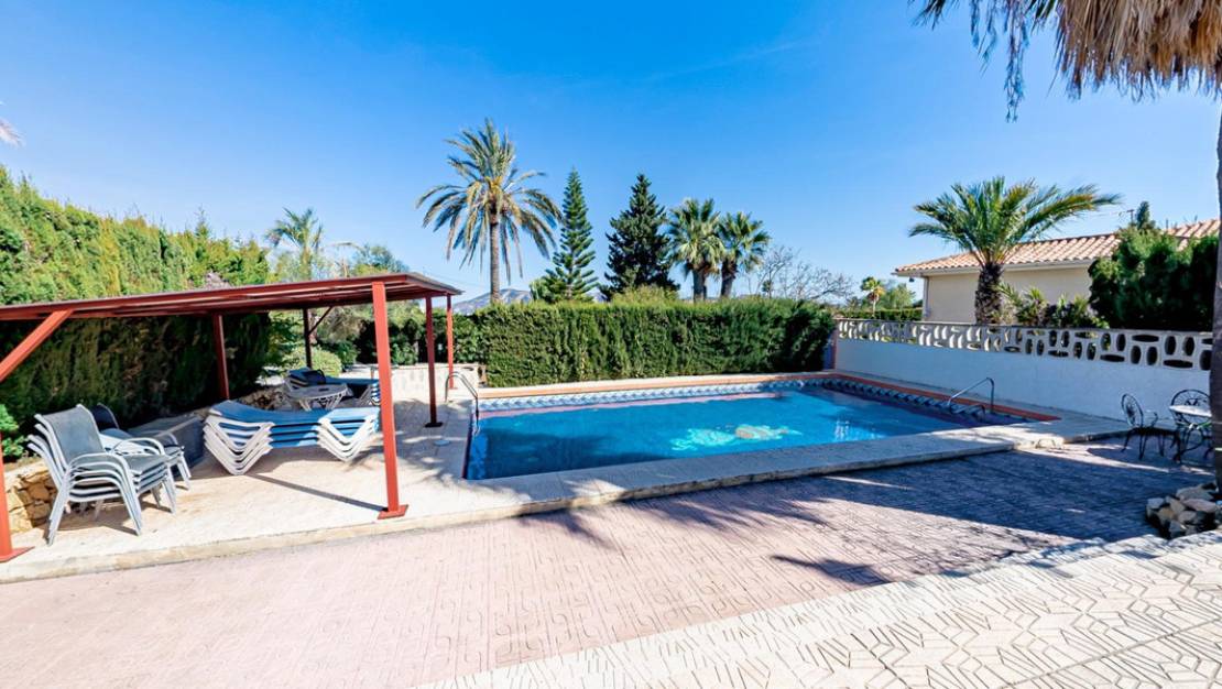 Venta - Chalet - La Nucía - La Nucia Centro