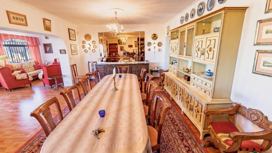 Venta - Chalet - La Nucía - La Nucia Centro