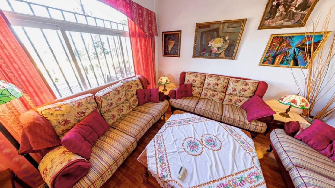 Venta - Chalet - La Nucía - La Nucia Centro
