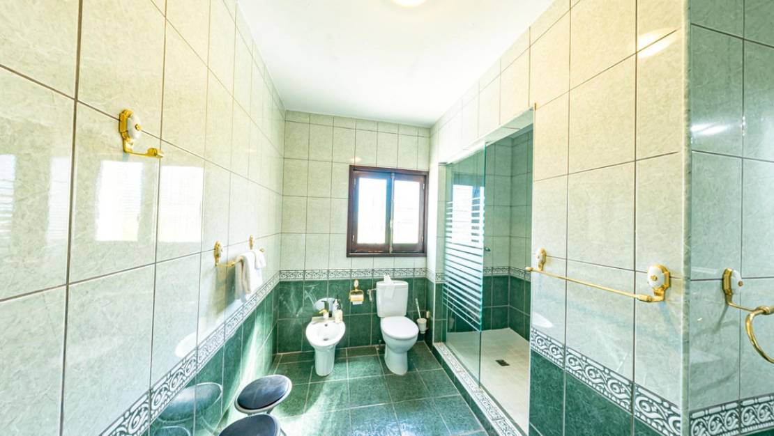 Venta - Chalet - La Nucía - La Nucia Centro