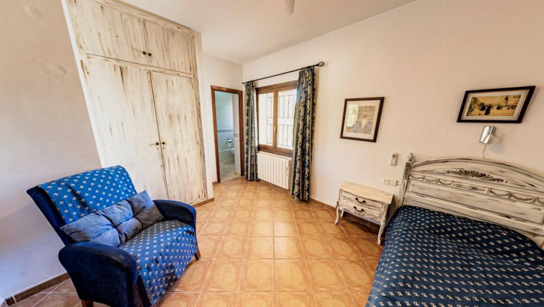 Venta - Chalet - La Nucía - La Nucia Centro