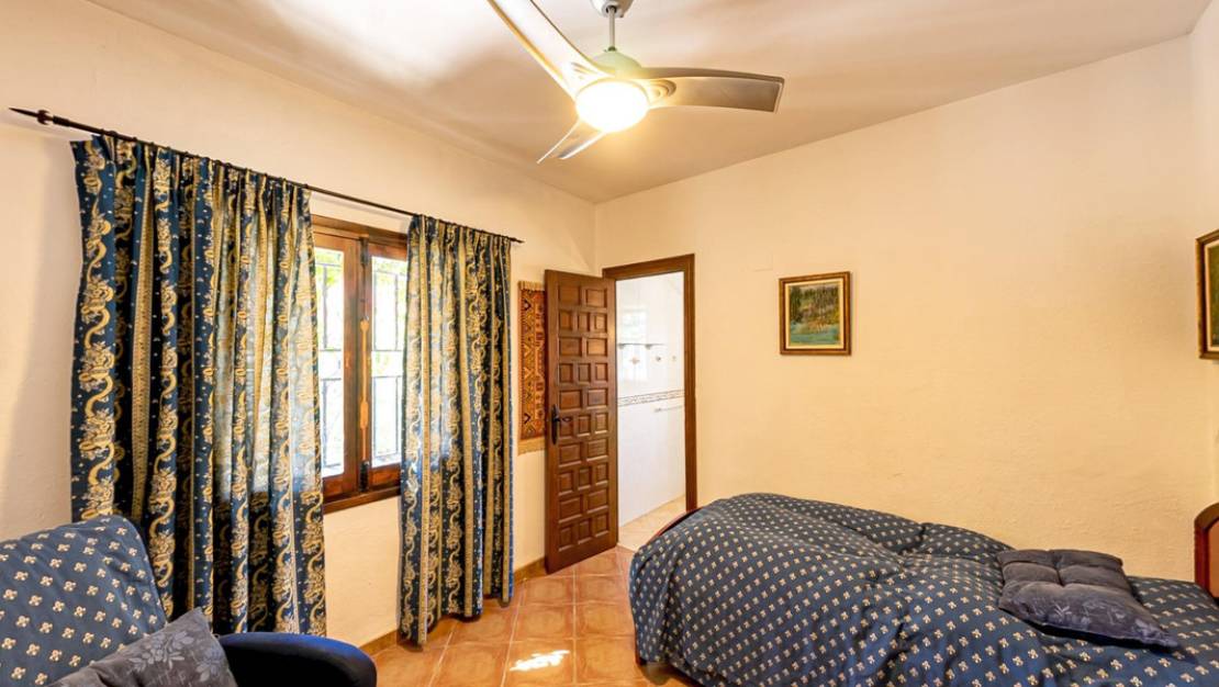 Venta - Chalet - La Nucía - La Nucia Centro