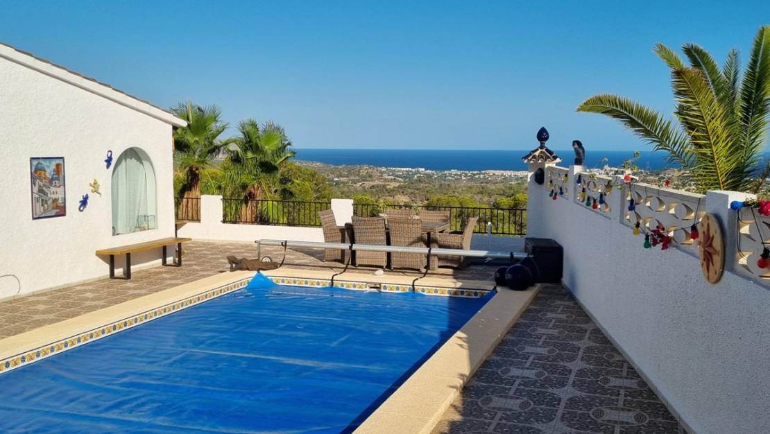 Venta - Chalet - La Nucía - La Nucia Centro