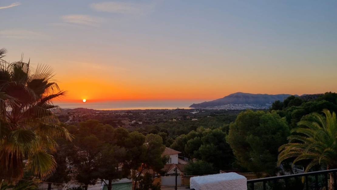 Venta - Chalet - La Nucía - La Nucia Centro