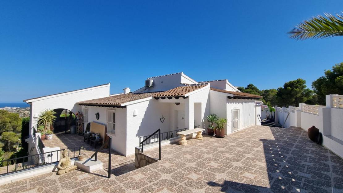 Venta - Chalet - La Nucía - La Nucia Centro