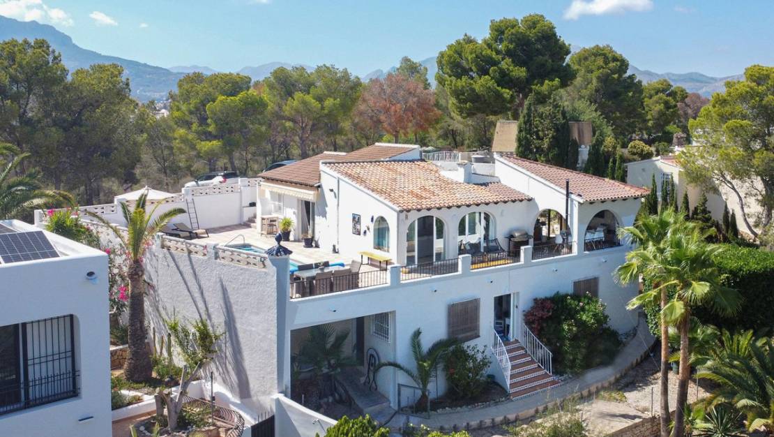 Venta - Chalet - La Nucía - La Nucia Centro