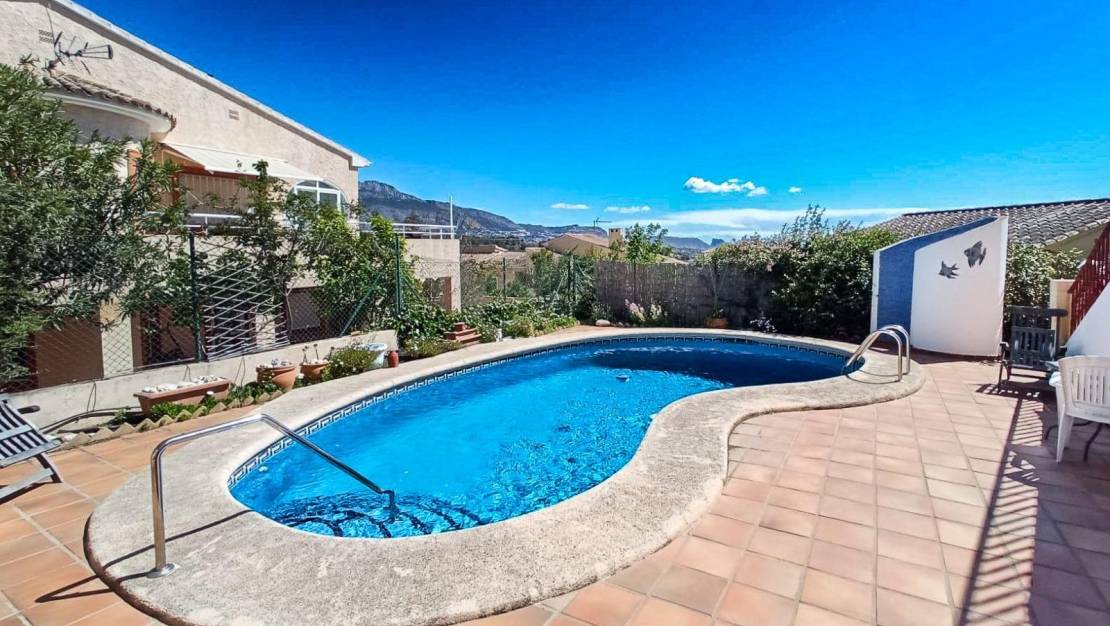 Venta - Chalet - La Nucía