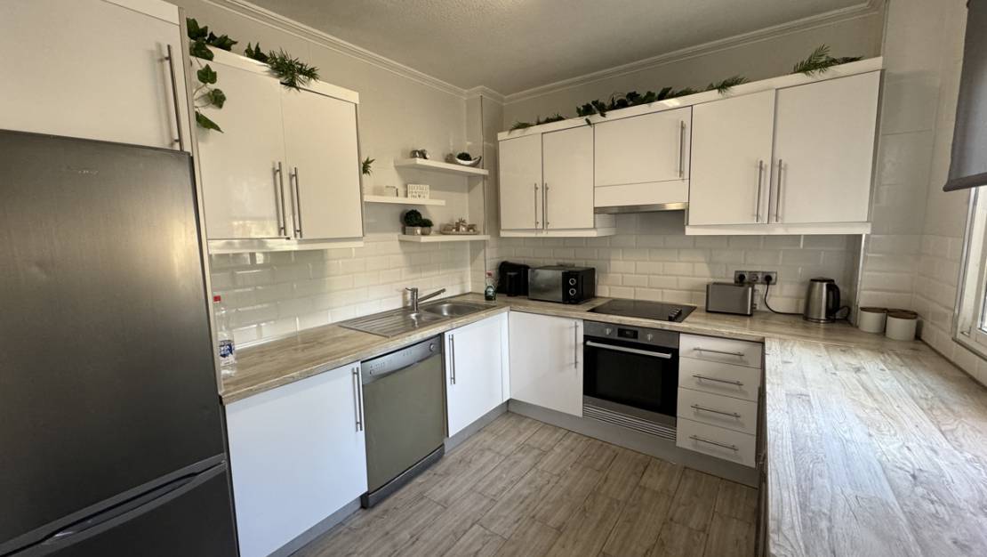 Venta - Chalet - La Zenia