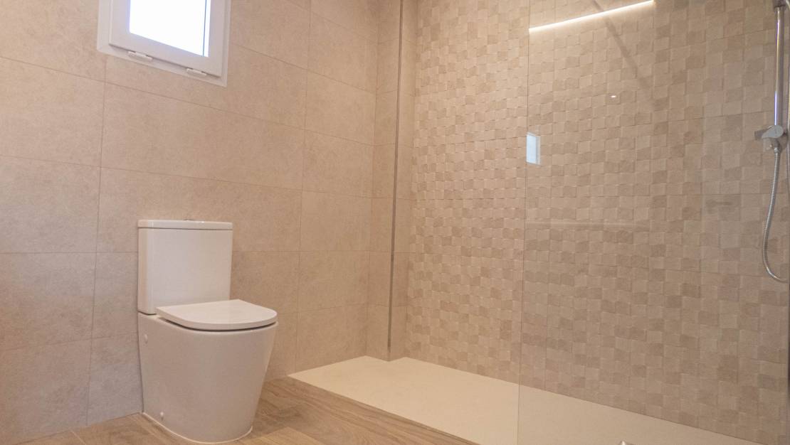 Venta - Chalet - La Zenia