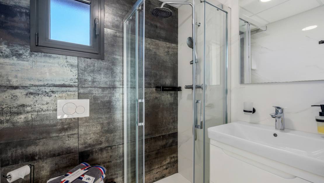 Venta - Chalet - Los Alcázares - Los Alcazares Centro