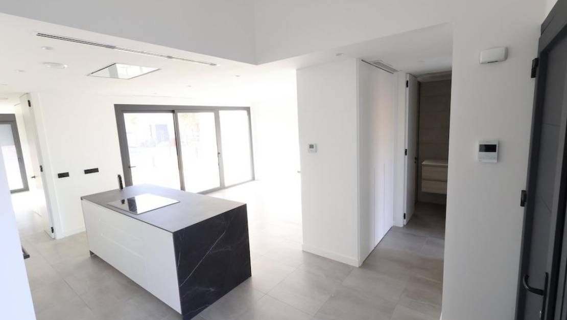 Venta - Chalet - Los Alcázares - Los Alcazares Centro