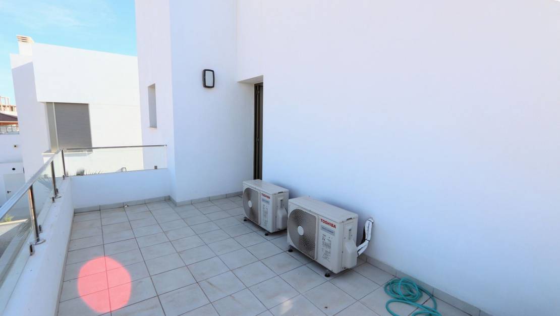 Venta - Chalet - Los Alcázares - Los Alcazares Centro