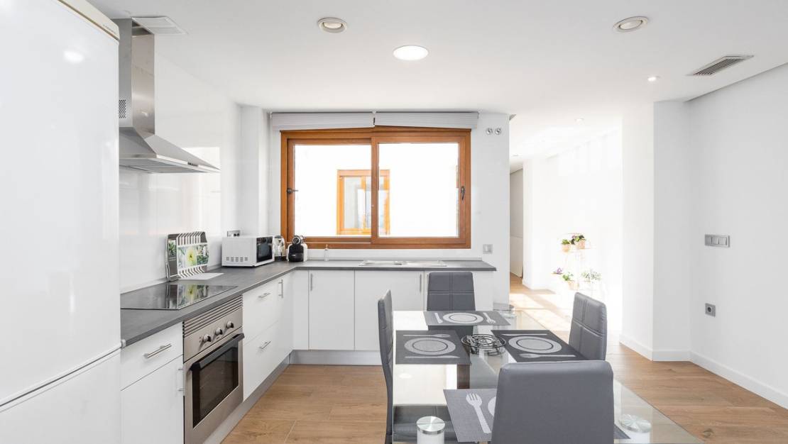 Venta - Chalet - Los Alcázares - Los Alcazares Centro