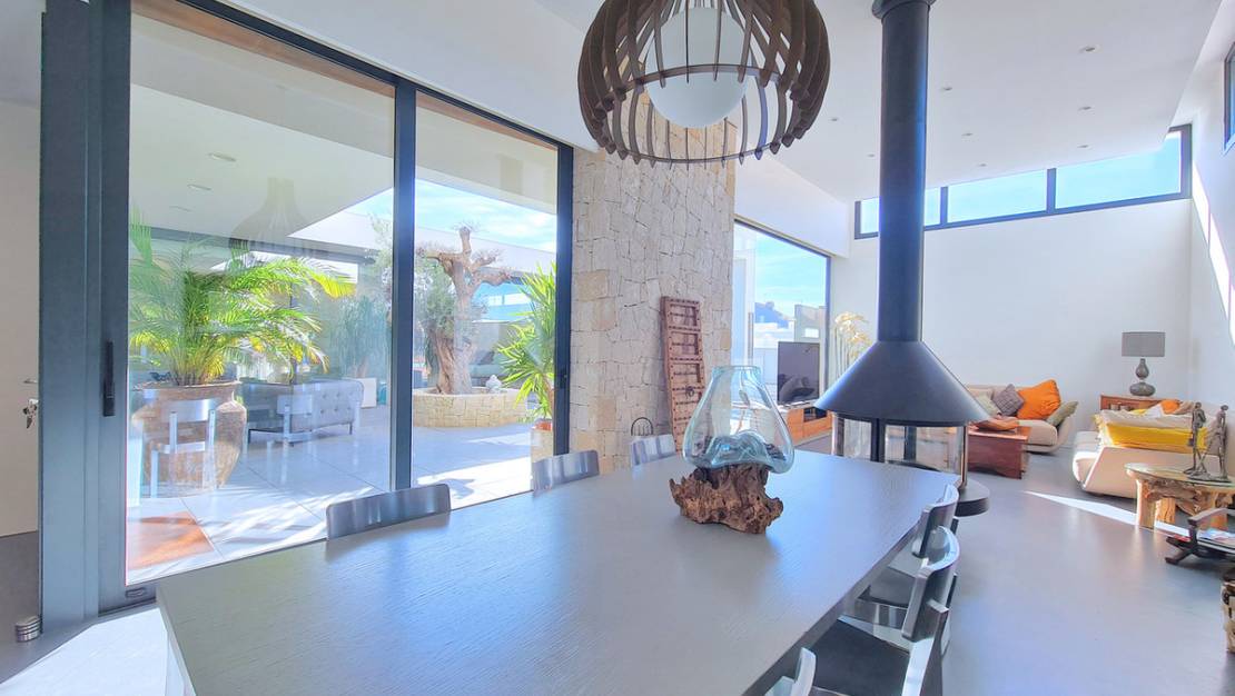 Venta - Chalet - Los Alcázares - Los Alcazares Centro