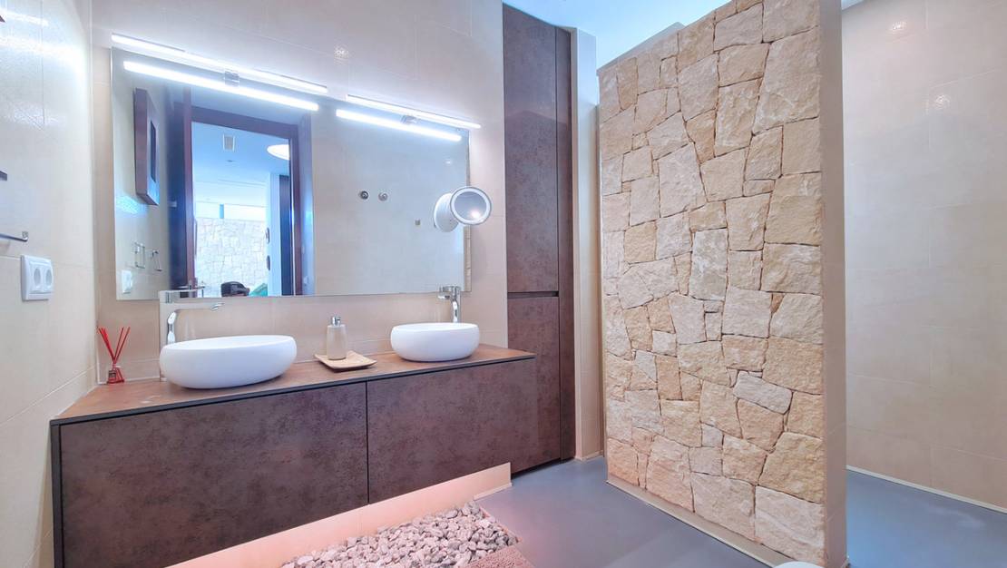 Venta - Chalet - Los Alcázares - Los Alcazares Centro