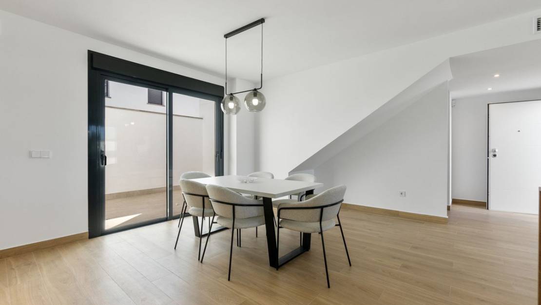 Venta - Chalet - Los Alcázares - Los Alcazares Centro