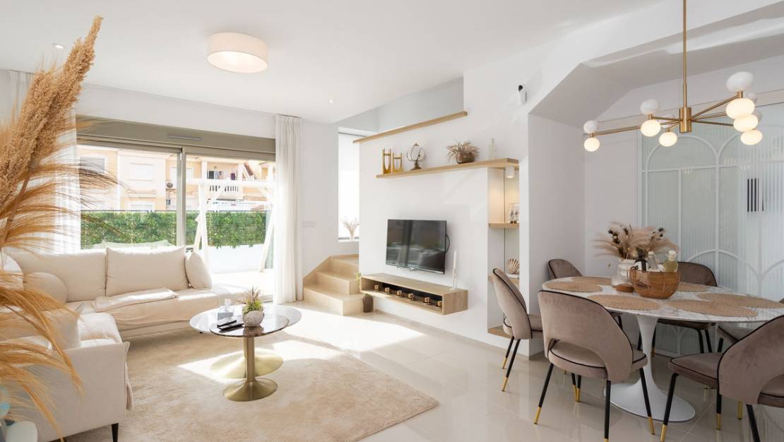 Venta - Chalet - Los Alcázares - Los Alcazares Centro