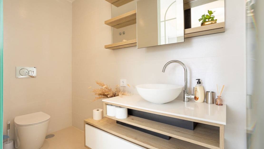 Venta - Chalet - Los Alcázares - Los Alcazares Centro