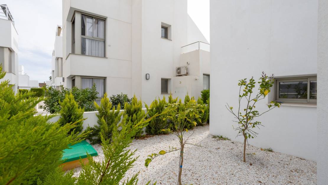Venta - Chalet - Los Alcázares - Los Alcazares Centro