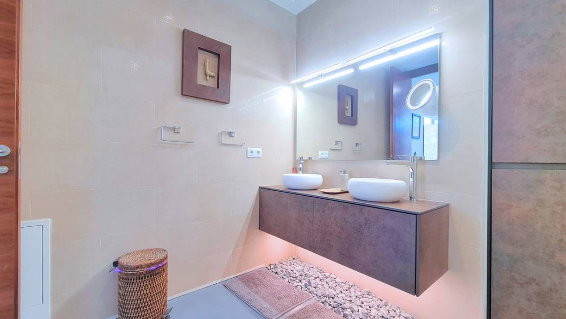 Venta - Chalet - Los Alcázares - Los Alcazares Centro