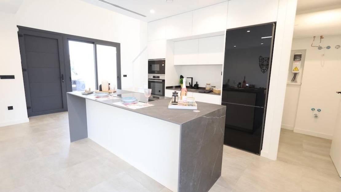 Venta - Chalet - Los Alcázares - Los Alcazares Centro