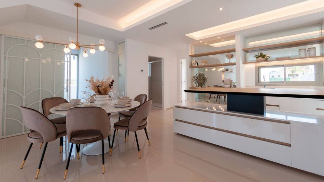 Venta - Chalet - Los Alcázares - Los Alcazares Centro