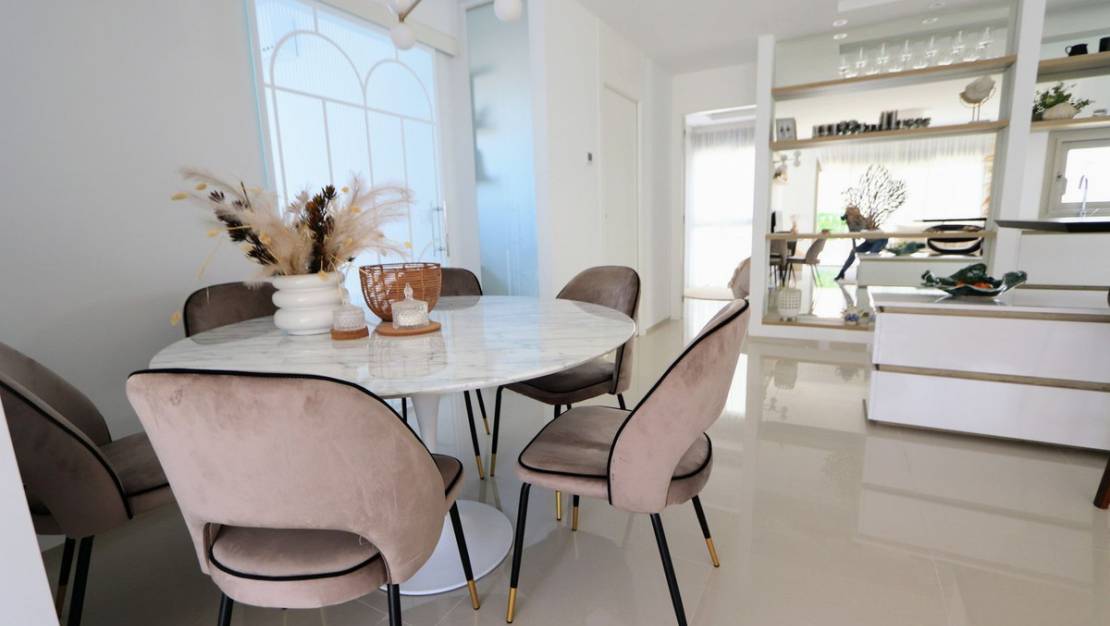 Venta - Chalet - Los Alcázares - Los Alcazares Centro