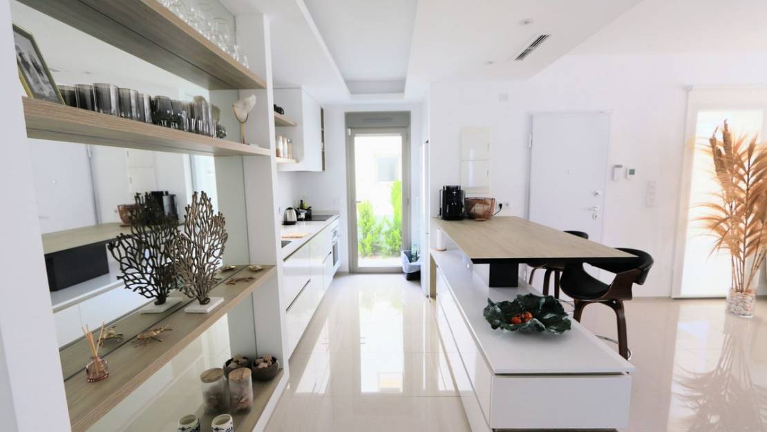 Venta - Chalet - Los Alcázares - Los Alcazares Centro