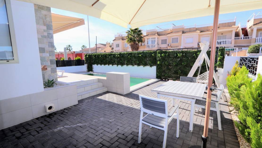 Venta - Chalet - Los Alcázares - Los Alcazares Centro