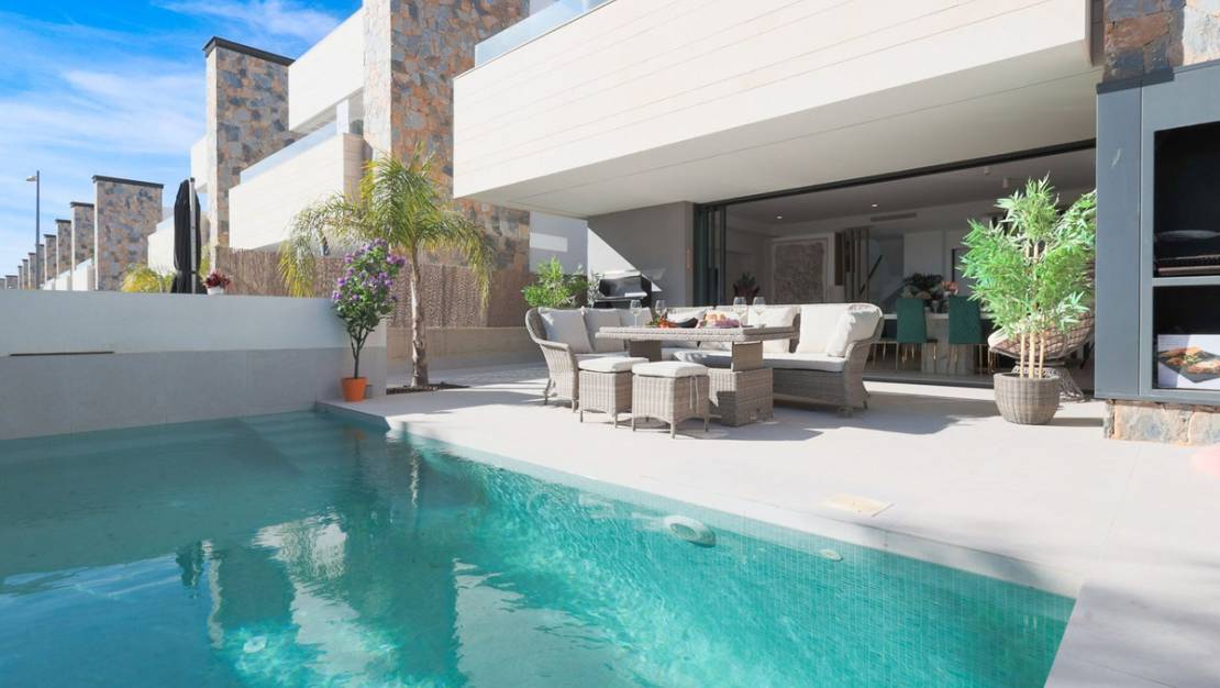 Venta - Chalet - Los Alcázares - Los Alcazares Centro