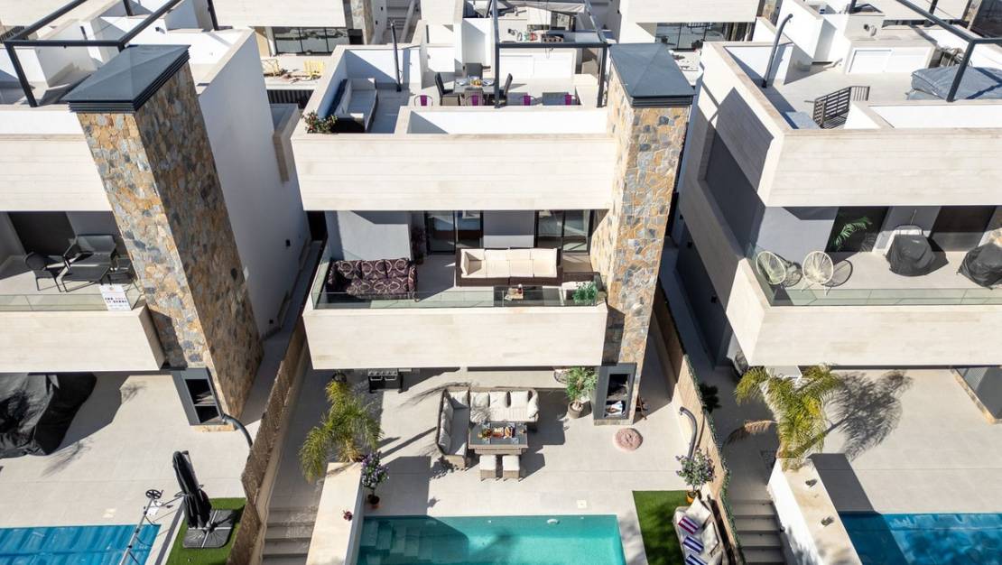 Venta - Chalet - Los Alcázares - Los Alcazares Centro