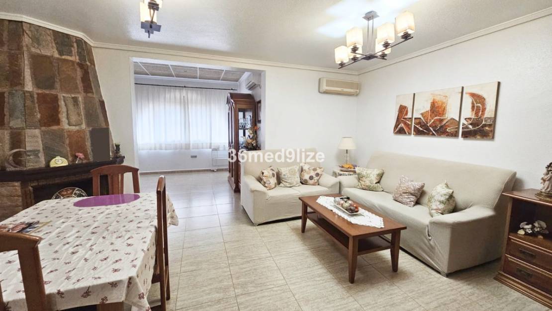 Venta - Chalet - Los Alcázares - Los Alcazares Centro