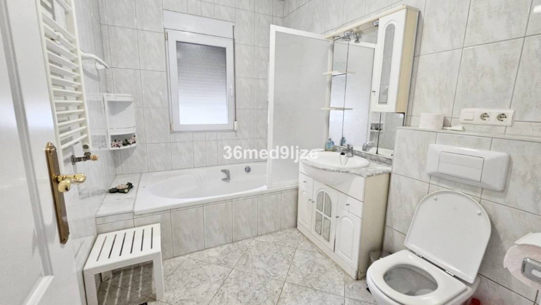 Venta - Chalet - Los Alcázares - Los Alcazares Centro