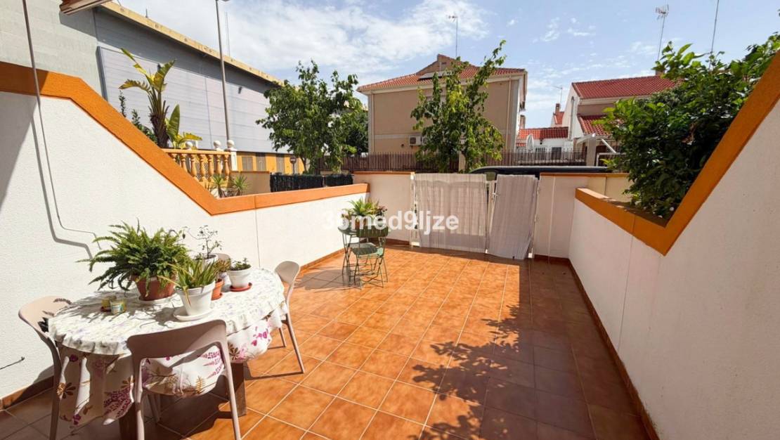Venta - Chalet - Los Alcázares - Los Alcazares Centro