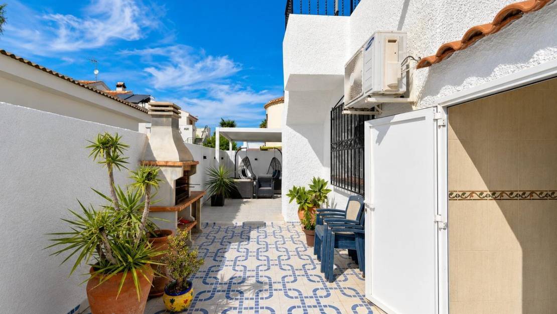 Venta - Chalet - Los Alcázares - Los Alcazares Centro
