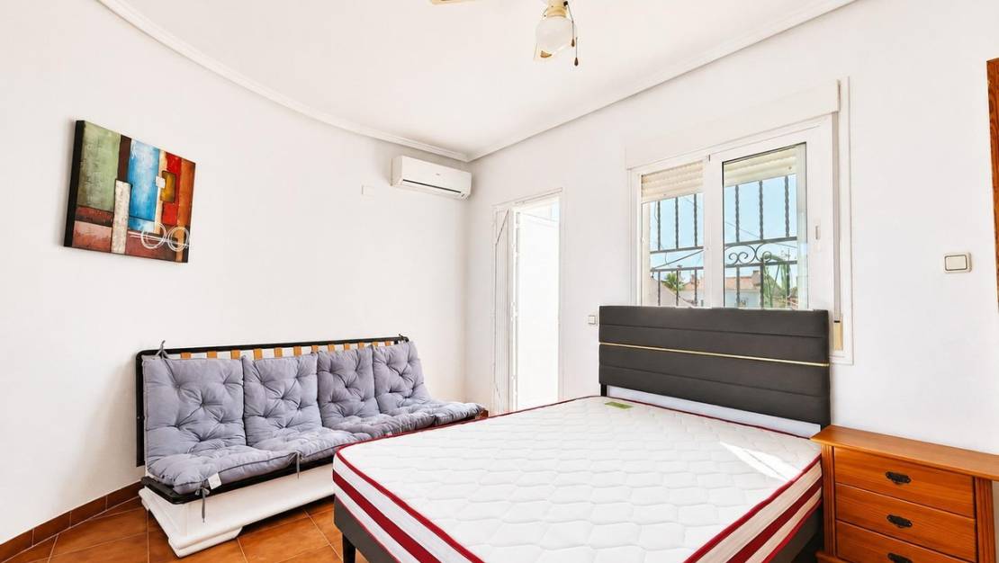 Venta - Chalet - Los Alcázares - Los Alcazares Centro