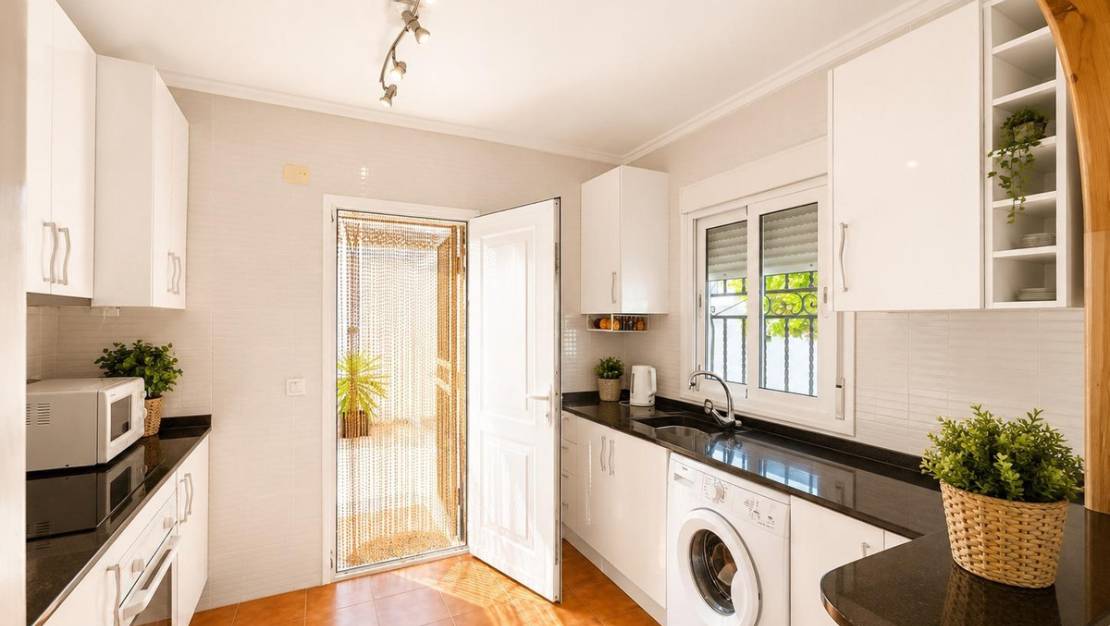 Venta - Chalet - Los Alcázares - Los Alcazares Centro